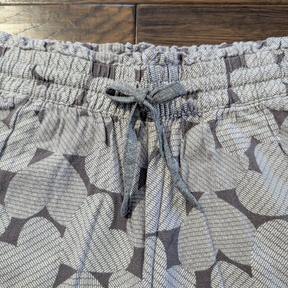aerie flannel PJ pajama joggers grey heart print size small - Picture 5 of 14